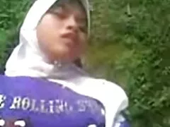 Hiyab-nasty Coed akbid riau de Indonesia