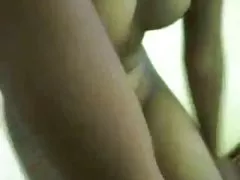 Caliente adolescente indio expone su cuerpo delgado audio hindi bf