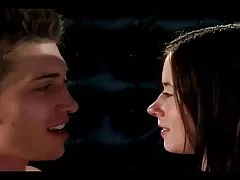 Melenudo carita de pecas ann adolescente disfruta algunos polla