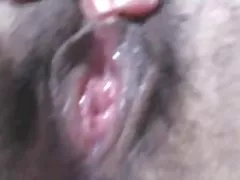 Coño peludo y mojado