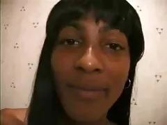 Adolescente negro muy peludo follada en aseo